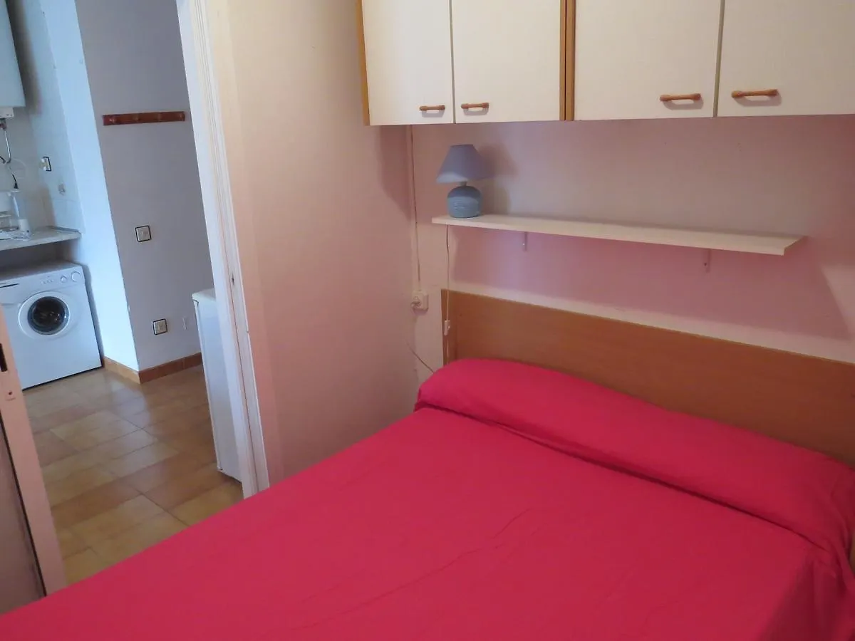 Avda. Montserrat Apartment Roses